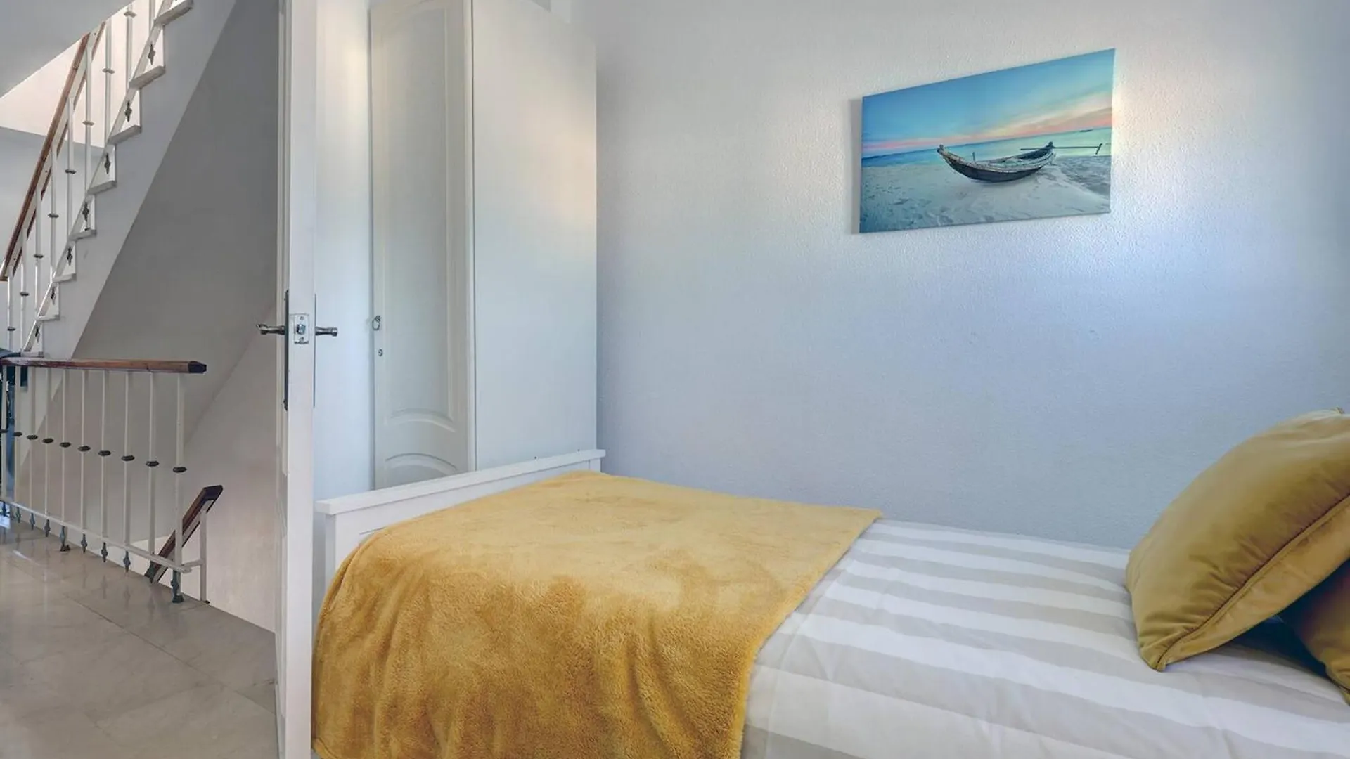 042 Classic 2 Bed Andalusian Townhouse 500M From Beach Mijas Spanien